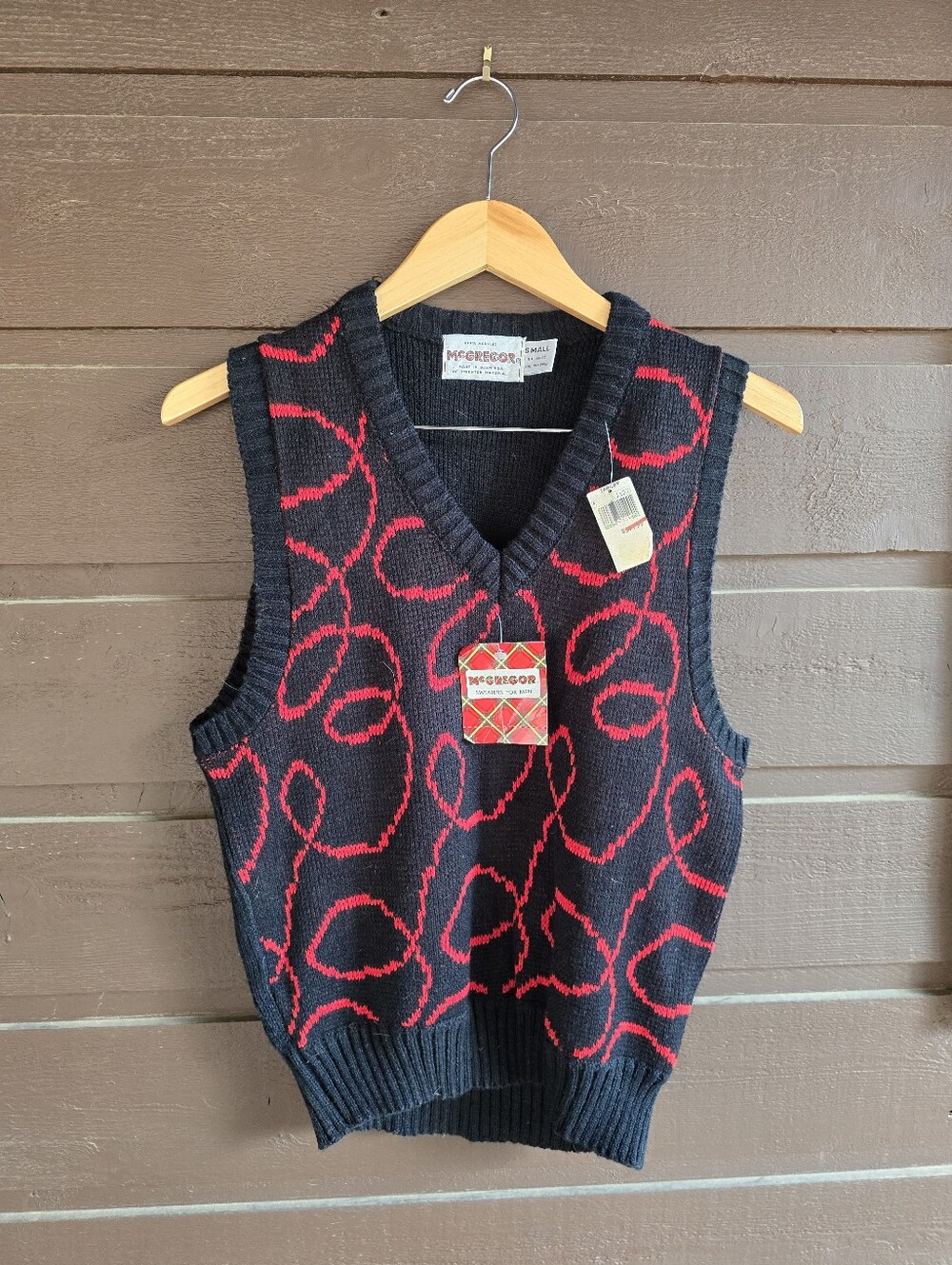 NWT Vtg McGregor Ugly Christmas Sweater Vest Abstract Swirl Red Black S